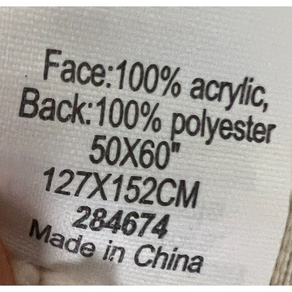 LL Bean fisherman cabled fleece throw 50" x 60" in light blue - Picture 8 of 8